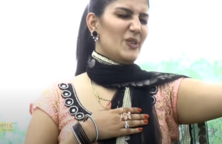 'ठेके आली गली' गाने पर सपना चौधरी के डांस ने उड़ाए होश