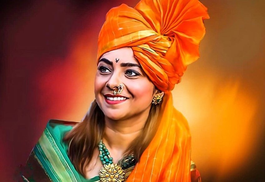 सोनाली मुख्यत: मराठी फिल्मों और टीवी सीरियल्स में काम करती हैं। महाराष्ट्र में उनकी अच्छी खासी फैन फॉलोइंग है।