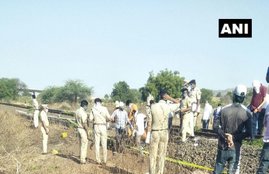 train accident, maharashtra