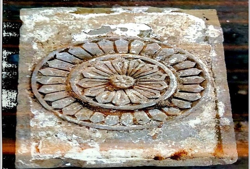 राम मंदिर निर्माण के लिए खुदाई में ऐसी खंडित मूर्तियां मिलने का दावा, लोग बोले- देख लो छाती पीटने वालों