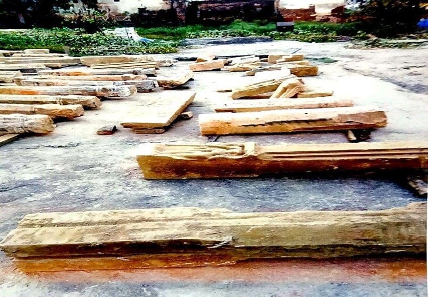 राम मंदिर निर्माण के लिए खुदाई में ऐसी खंडित मूर्तियां मिलने का दावा, लोग बोले- देख लो छाती पीटने वालों