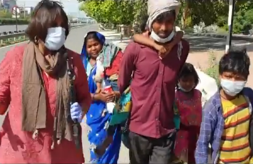 इस लॉकडाउन से सबसे ज्यादा परेशान प्रवासी मजदूर हैं।(video screengrab)