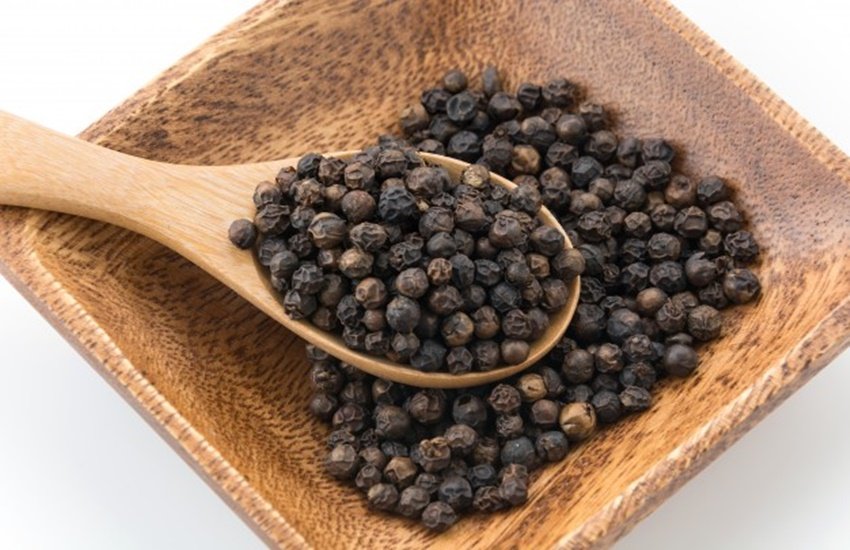White hair, white hair problems, White hair tips, white hair remedies, black pepper for white hair, home remedies for white hair in hindi, black pepper for white hair in hindi, white hair in hindi