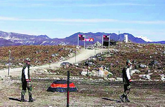 मुद्दा : सड़क परियोजनाओं पर बढ़ता पड़ोसी मुल्कों से तनाव
