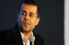Chetan Bhagat, Chetan Bhagat tweet, pm narendra modi, Chetan Bhagat tweet on pm narendra modi, Chetan Bhagat slams pm modi, covid package, 20 lakh crore covid package, Chetan Bhagat tweet, Chetan Bhagat 20 lakh crore covid package, bollywood news, entertainment, चेतन भगत , पीएम मोदी, कोरोनावायरस
