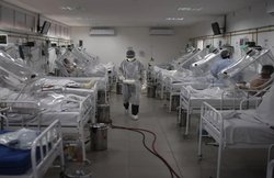 MP, Maharashtra, Chhattisgarh Coronavirus Highlights: पुणे में कोरोना से सीनियर डॉक्टर की मौत, मुंबई में रिकॉर्ड 1751 नए मामलों की पुष्टि, अकेले इंदौर में 83 नए मरीज मिले