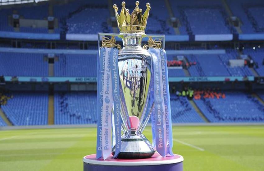 टेनिस कोर्ट और गोल्फ कोर्स में मैच देखने जा सकते हैं खिलाड़ियों के परिजन