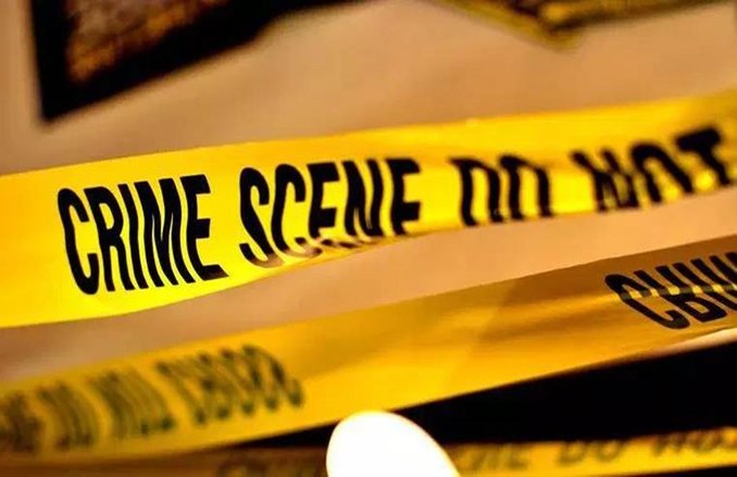 नोएडा: मौत के बाद युवक की लाश अस्पताल के बाहर फेंक दी, हॉस्पिटल कर्मचारियों पर मुकदमा दर्ज