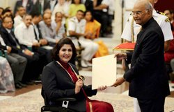 Deepa Malik Retirement: डॉक्टर ने कहा था कभी चल नहीं पाएंगी, 20 साल की मेहनत के बाद बन गईं थीं ‘खेल रत्न’