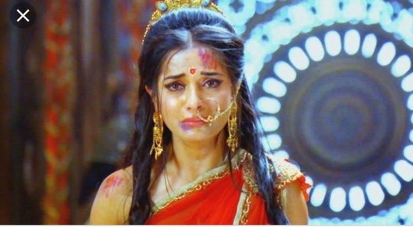 स्टार प्लस पर 2013 में आए 'महाभारत' में पूजा शर्मा ने द्रौपदी का किरदार निभा लोगों की वाहवाही लूटी थी।