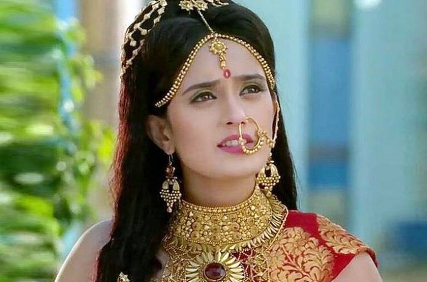 पंखुड़ी अवस्थी टीवी शो 'सूर्यपूत्र कर्ण' में द्रौपदी बनी थीं।