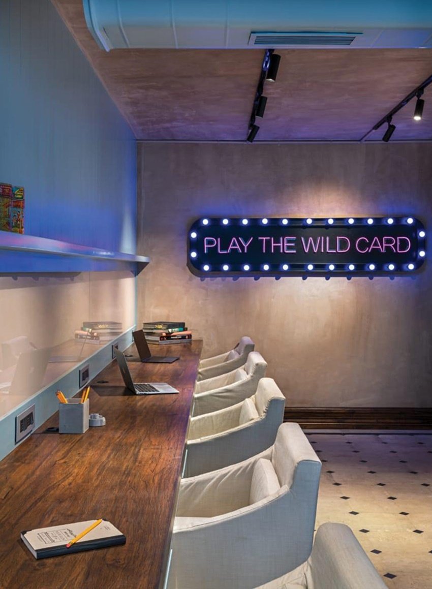 कंगना रनौत ने अपने इस प्रोडक्शन हाउस का नाम 'मणिकर्णिका फिल्म्स' रखा है।