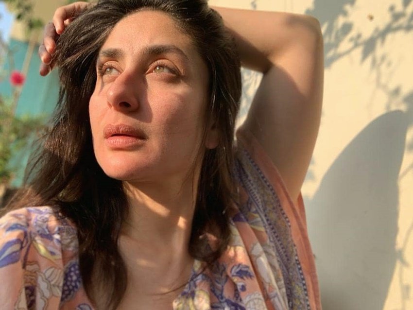 हालांकि बहुत से यूजर्स ऐसे भी हैं जो करीना के डायहार्ड फैन हैं। ऐसे यूजर्स ट्रोल्स को उन्हीं की भाषा में जवाब भी दे रहे हैं।