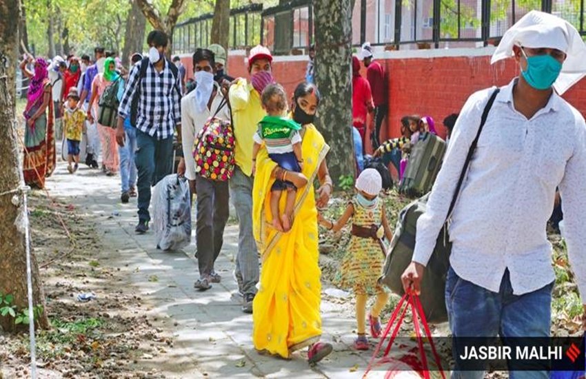 लॉकडाउन में रियायत मिलने के बाद से ही बड़ी संख्या में प्रवासी मजदूरों का अपने गृह राज्य लौटना जारी है। (फोटो- जसबीर मल्ही)