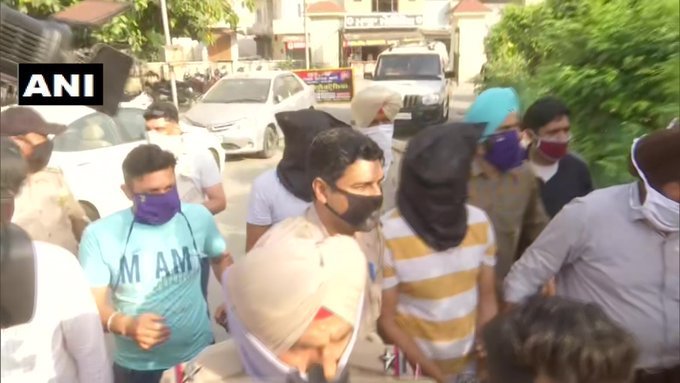हरियाणा से नार्को-आतंकी रणजीत सिंह अरेस्ट, हिज्बुल कमांडर रिजाय नायकू से जुड़े थे तार; 1 साल से था फरार