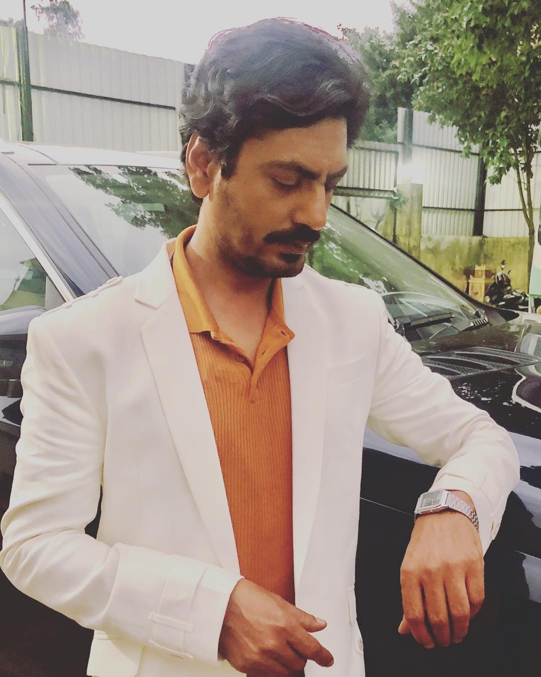 Shah Rukh Khan, Manoj Bajpayee, Akshay Kumar First Salary, Irrfan First Salary, entertainment, jansatta manoranjan, celebs first salaray, Irrfan, Bollywood Celebs First Salaries, Nawazuddin Siddiqui, Akshay Kumar, Shah Rukh Khan First Salary,