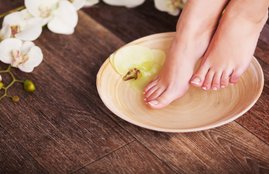 Foot Care Tips, Pedicure at home, Pedicure at home in Hindi, pedicure at home steps, pedicure at home naturally, pedicure at home diy, pedicure at home video, pedicure at home youtube, pedicure at home tips