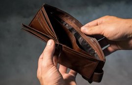 vastu tips, astrology, purse astrology, what things should not be kept in purse, avoid these 5 things in purse,Do not kept these 5 things in purse,know these things about wallet,things must be in wallet,things to know about wallet,wallet,wallet rules,जानें पर्स में कौन सी चीजें नहीं रखते,धन लाभ कैसे हो,धन हानि,पर्स में इन्‍हें रखने से होगी आर्थिक हानि,पर्स में न रखें ये चीजें, wallet astrology,