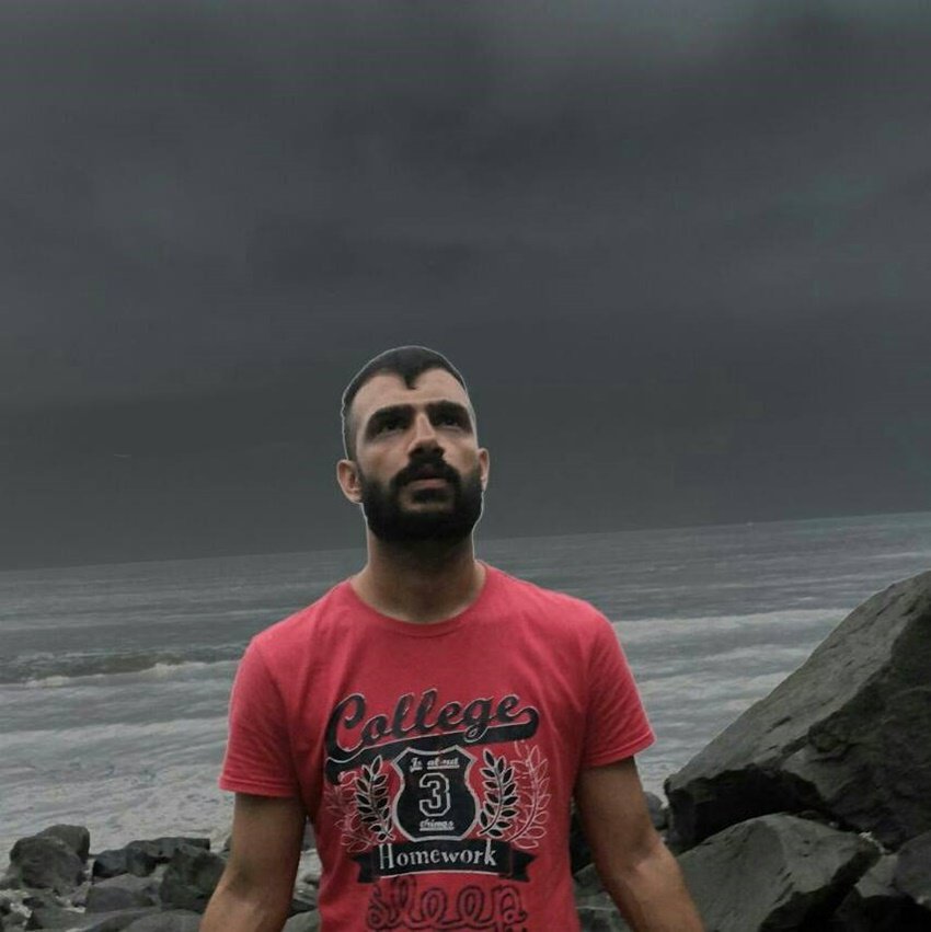 शिवांकित एक मध्यम वर्गीय परिवार से आते हैं। वह मध्य प्रदेश के सतना के रहने वाले हैं।