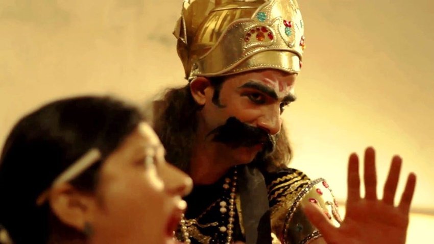 शिवांकित का रुझान एक्टिंग की तरफ ज्यादा था इसलिए वह उसी में करियर तलाशने लगे। इस बीच शिवांकित ने पैसे कमाने के लिए तमाम स्टेज शोज में छोटे-मोटे किरदार भी निभाए।