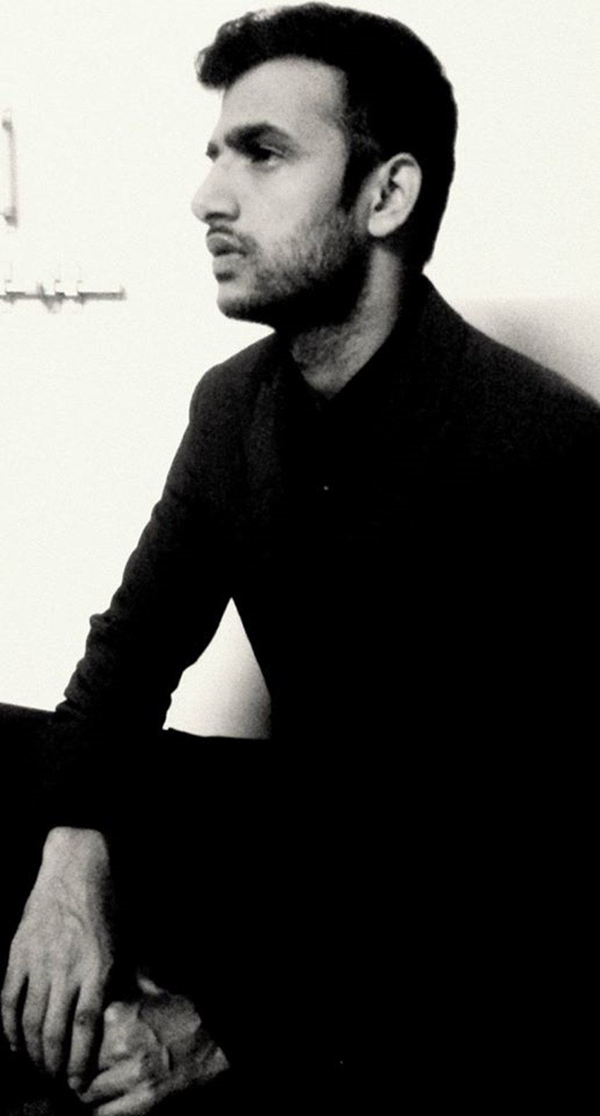 बोर्डिंग स्कूल में वह थियेटर भी किया करते थे। स्कूलिंग खत्म कर शिवांकित ने मध्यप्रदेश के ही माखनलाल चतुर्वेदी विश्वविद्यालय से मास कॉम की पढ़ाई की और नौकरी की तलाश में निकल गए मुंबई।