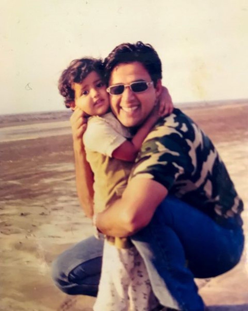 बकौल रवि किशन रीवा के जन्म के बाद उनकी आर्थिक हालत बहुत शानदार होती चली गई।