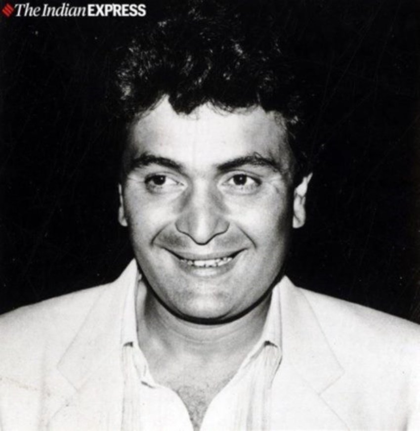 दरअसल ऋषि कपूर ने ये ट्वीट तब किया था जब यस बैंक के पूर्व सीईओ राणा कपूर और गायिका कनिका कपूर विवादों में फंसे थे।