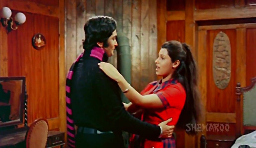 ऋषि कपूर ने 1973 में फिल्म बॉबी से बॉलीवुड में कदम रखा था। राज कपूर के निर्देशन में बनी इस फिल्म में उनकी अभिनेत्री थीं डिंपल कपाड़िया।