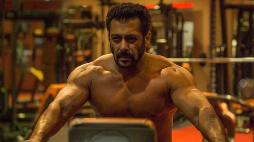 सलमान खान के प्राइवेट जिम के आगे अच्छे-अच्छे प्रोफेशनल जिम कम लगते हैं।