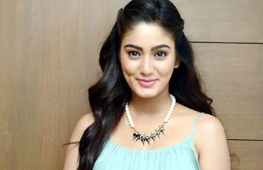 Sana Makbul, tv actress, Sana Makbul Face Surgery, Sana Makbul tv show, emotional post, dog bite, face surgery, Sana Makbul instagram, Sana Makbul photos, सना मकबूल, entertainment news