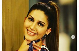 Sapna Choudhary, Sapna Choudhary dance, Sapna Choudhary song, Sapna Choudhary life story, Sapna Choudhary luxury life, sapna choudhary lifestyle, sapna choudhary life history, sapna choudhary live video gana, sapna choudhary live show fees, sapna choudhary income, sapna choudhary net worth, sapna choudhary in hindi