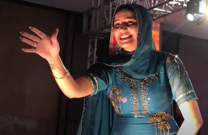 Sapna Choudhary, Sapna Choudhary latest video, sapna chaudhary dance set fire on stage, sapna chaudhary dance performance, Sapna Choudhary balam alto, Haryanvi Gana, Sapna Choudhary video, sapna choudhary songs, sapna choudhary pictures, Sapna Choudhary Get Angry, DESI QUEEN Sapna Choudhary, Sapna Choudhary Pressured for Live Dance Performance, sapna choudhary new song, Haryanvi Dancer Sapna Choudhary, sapna choudhary kaun hai, sapna chaudhary ka gana, sapna choudhary number, sapna choudhary phone, सपना चौधरी का डांस वीडियो, सपना चौधरी, सपना, sapna dance, sapna choudhary theke aali gali song