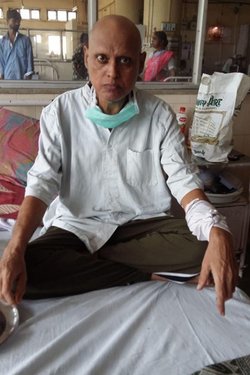 बॉलीवुड को दो हफ्ते में लगा तीसरा झटका, अब एक्टर-डायरेक्टर शफीक अंसारी का कैंसर के चलते निधन