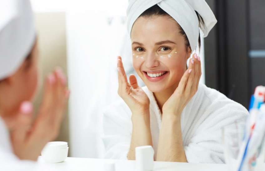 Skin Care Tips, Night Skin Care Routine, night skin care routine steps, night skin care routine home remedies, night skin care routine india, Night Time Skincare Routine, Beauty routine, Daily Skin Care Routine