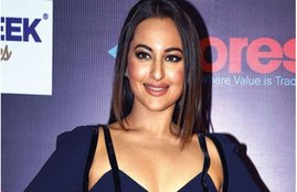 Sonakshi Sinha, chargesheet submitt against sonakshi sinha,complaint against sonakshi sinha, sonakshi sinha shatrughan sinha, sonakshi sinha in truble, upcoming film sonakshi sinha, moradabad police files chargesheet against sonakshi sinha, Sonakshi sinha latest news, sonakshi sinha news, sonakshi sinha latest news, bollywood news in Hindi, Entertainment news in Hindi,
