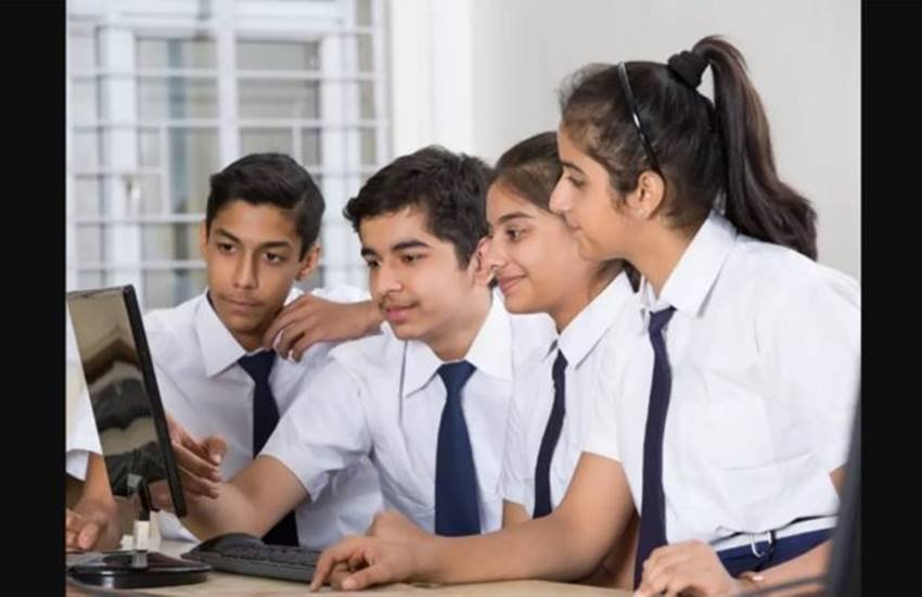 बिहार बोर्ड का 10वीं का रिजल्ट आधिकारिक वेबसाइट्स के अलावा थर्ड पार्टी वेबसाइट्स पर भी चेक कर सकेंगे।
