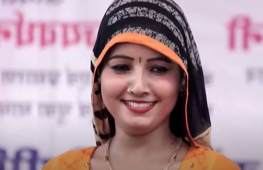 Sunita baby, sunita baby dance video, sunita baby dance on budha balam bus kare ched khani, sunita baby dance video viral, sapna chaudhary sunita baby, sunita baby sapna chaudhary dance video, Hariyanvi Gana, Haryanvi Dance, Sunita Baby, Haryanvi Dance, Haryanvi Gana mp3 Song, MERA BUDDHA BALAM KARE CHEDKHANI, Haryanvi Dancer sunita Baby, Sunita Baby Groovy Dance Moves, entertainment news, bollywood news, television news,