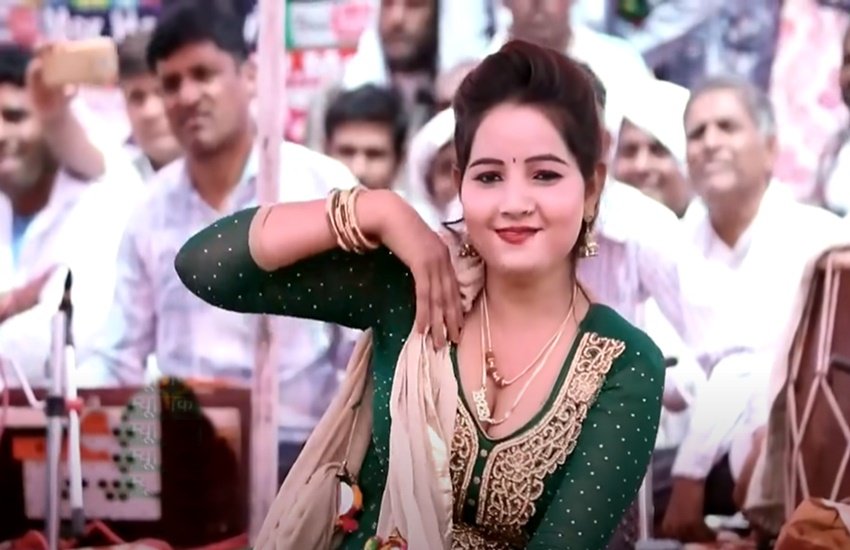 हरियाणवी सॉन्ग 'गोली चल जावैगी' पर डांस करती सुनीता बेबी