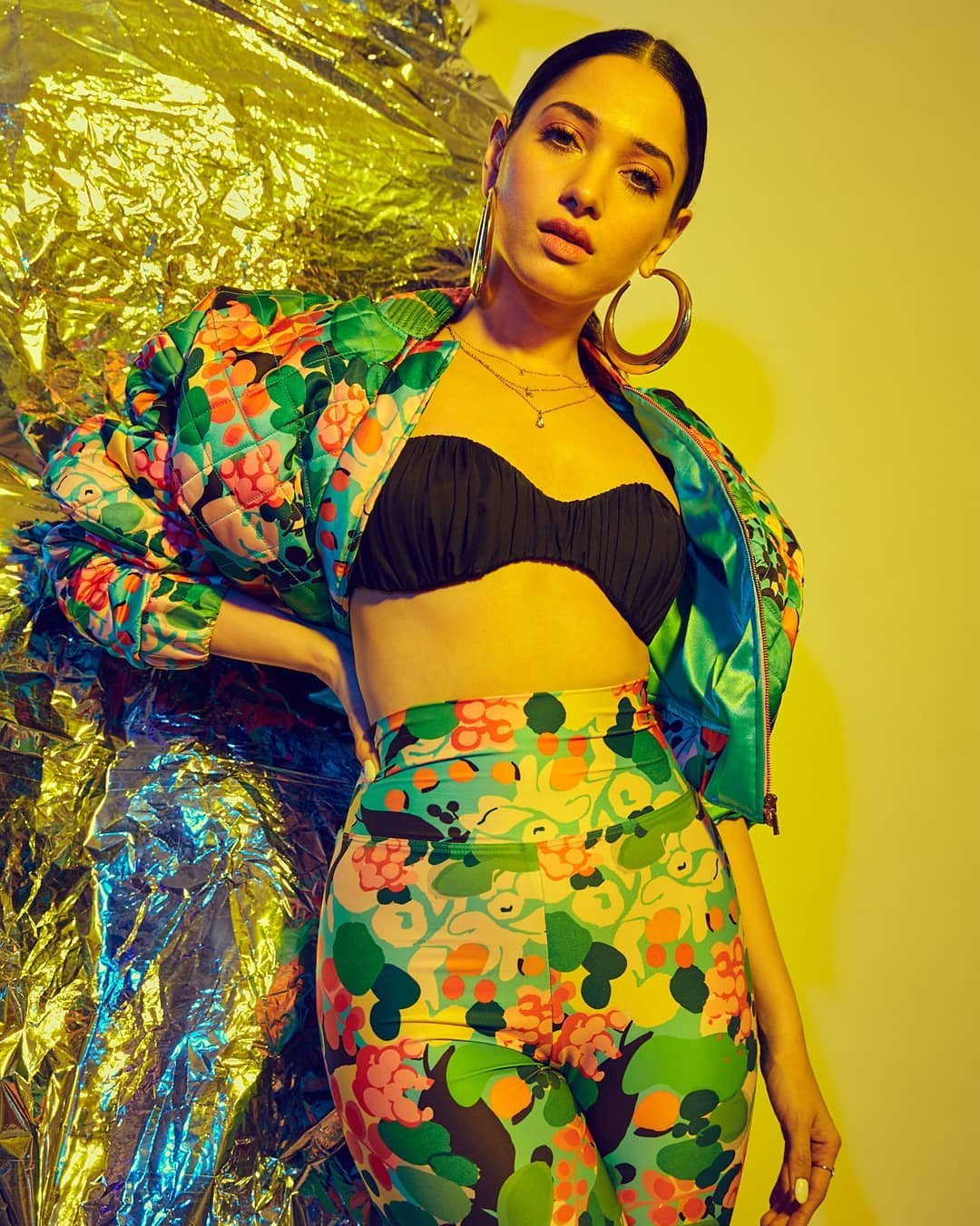 tamanna bhatia, tamanna bhatia wedding, tamanna bhatia boyfriend, tamanna bhatia in lockdown, tamanna bhatia age, bahubali actress, bahubali movie, bahubali, tamanna bhatia- abdul razzaq, Abdul Razzaq, Tamannaah Bhatia, Tamannaah Bhatia boyfriend, Tamannaah Bhatia marriage, Tamannaah Bhatia pics, Tamannaah Bhatia wedding, viral photo, bollywood, south indian movie, tamanna bhatia video, tamanna bhatia ticktok