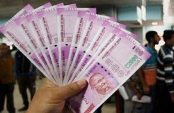 SBI ने बताया कैसे आपके खाते से कटेगा कम TDS, जानें टिप्स