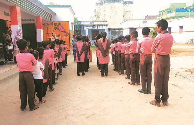 उत्तर प्रदेश में 69,000 शिक्षकों की भर्ती का हाई कोर्ट ने दिया आदेश, 60/65 ही रहेगी कट ऑफ, तीन महीने में होगी भर्ती