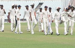 बंगाल क्रिकेटरों को एक हफ्ते में मिलेंगे रणजी ट्रॉफी प्राइज मनी के एक करोड़, भारतीय क्रिकेटर के सवाल पर कैब का आश्वासन