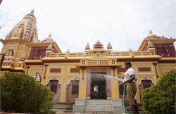 Bhopal Unlock 1 Guidelines: 15 जून से खुलेंगे सारे मंदिर, पर मूर्ति-ग्रंथ न छू सकेंगे भक्त, चलेगा 6 फुट की दूरी वाला फॉर्म्युला