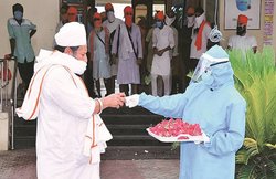 कोरोना मरीज बढ़ रहे, टेस्ट कम हो रहे: दिल्ली में 50 फीसदी अधिक पॉजिटिव, फिर भी 25% कम टेस्ट; जानिए बिहार, गुजरात, महाराष्ट्र, एमपी का हाल