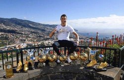 Forbes: अक्षय कुमार हाइएस्ट पेड सेलेब्स लिस्ट में इकलौते भारतीय, क्रिस्टियानो रोनाल्डो 100 करोड़ डॉलर कमाने वाले पहले फुटबॉलर बने