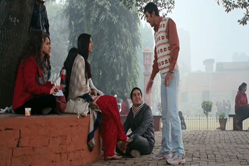 दिल्ली यूनिवर्सिटी में रॉकस्टार, फुकरे, देव डी और तनु वेड्स मनु जैसी फिल्में शूट हुई हैं।