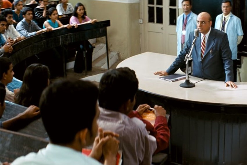 ब्लॉकबस्टर फिल्म मुन्ना भाई एमबीबीएस मुंबई के ग्रांट मेडिकल कॉलेज में शूट हुई थी।