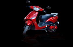 Hero Electric ने नई स्कीम के तहत फ्री में ग्राहक को दिया स्कूटर, इस योजना का लाभ उठाने के लिए आपको करने होंगे महज 2,999 रुपये खर्च!