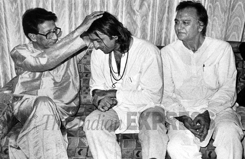 sunil dutt, sanjay dutt, After sanjay dutt after jail, sunil dutt took help to shivsena chief balasaheb thakre, sunil dutt Birthday anniversery, sunil dutt age, sunil dutt death, sunil dutt wife, sunil dutt movies, sunil dutt death date, sunil dutt wife name, sunil dutt family, sunil dutt biography, sunil dutt photo, sunil dutt and nargis, sunil dutt all movies, sunil dutt age at death, sunil dutt and sanjay dutt, sunil dutt and nutan, sunil dutt all movies list, sunil dutt constituency, sunil dutt date of birth, sunil dutt family tree, सुनील दत्त, संजय दत्त को बचाने के लिए सुनील दत्त ने ली थी बाल ठाकरे की मदद,
