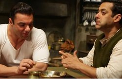 The Kapil Sharma Show: ‘मेरी बिल्डिंग के बाहर ही मुझे पीट रहे थे…’, सोहेल ने सुनाया किस्सा, दौड़े-दौड़े आए थे सलमान